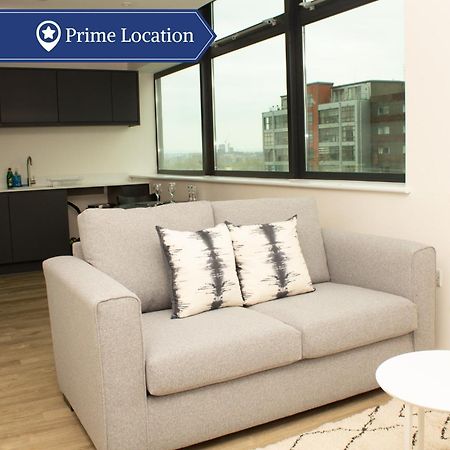 Dashing 1Br Penthouse Near Mcr Stadiums 曼彻斯特 外观 照片
