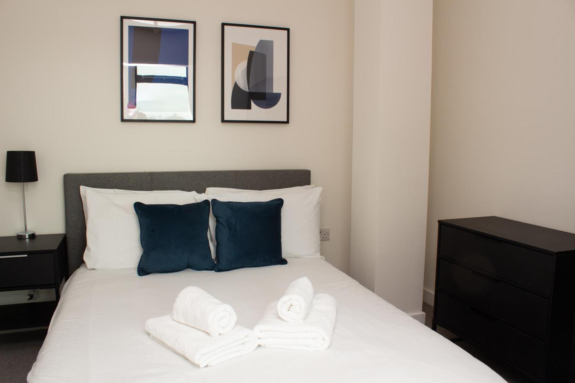 Dashing 1Br Penthouse Near Mcr Stadiums 曼彻斯特 外观 照片